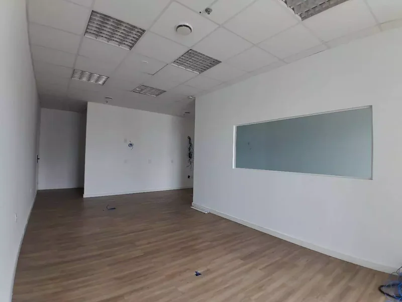 ALUGA-SE CONJUNTO COMERCIAL 72M2 - 3 VAGAS - PRONTO PARA SUA EMPRESA!! Avenida Doutor Chucri Zaidan São Paulo - 