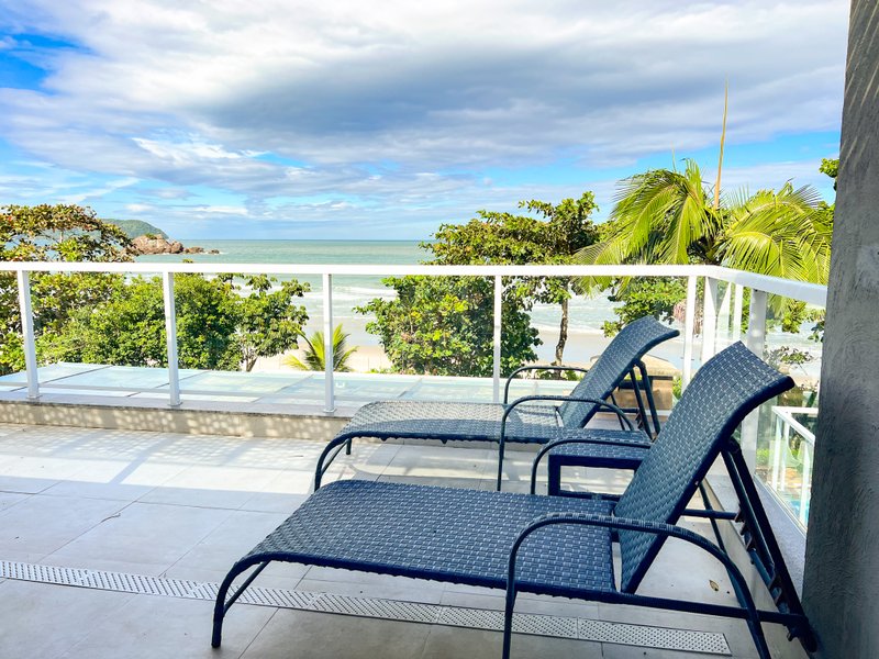 Casa frente ao mar em condomínio na Praia de Juquehy - LOCAÇÃO DIÁRIAS - São Sebastião - 