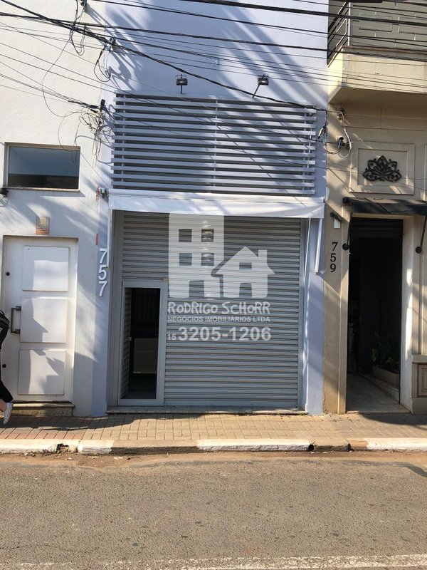 Excelente Sala Comercial para Locação no Centro – Rua Capitão Lisboa - Tatuí - 