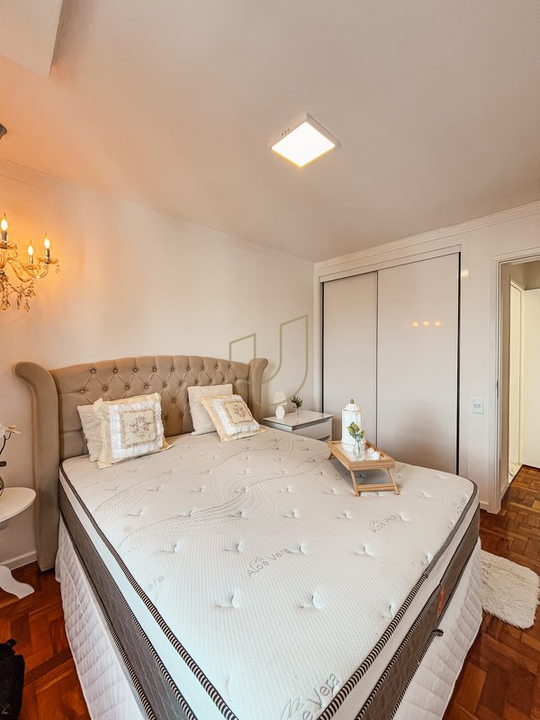 Apartamento de 128 m² no Edifício Mississippi - Vila Adyana Rua Teopompo de Vasconcelos São José dos Campos - 