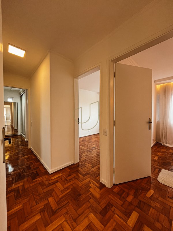 Apartamento de 128 m² no Edifício Mississippi - Vila Adyana Rua Teopompo de Vasconcelos São José dos Campos - 