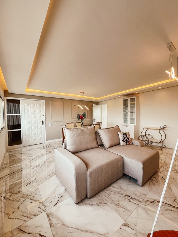 Apartamento de 128 m² no Edifício Mississippi - Vila Adyana Rua Teopompo de Vasconcelos São José dos Campos - 