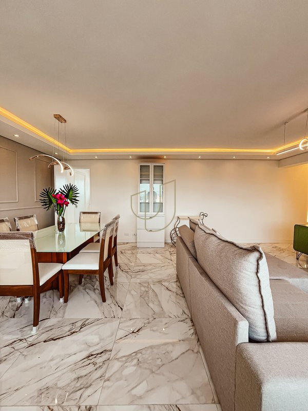 Apartamento de 128 m² no Edifício Mississippi - Vila Adyana Rua Teopompo de Vasconcelos São José dos Campos - 