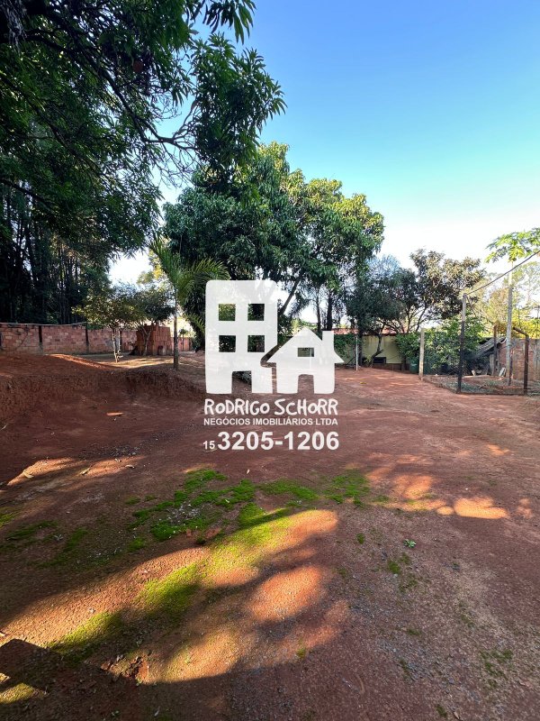 🏡 Casa Ampla com Barracão Comercial à Venda – Ideal para Moradia e Renda Extra! - Tatuí - 
