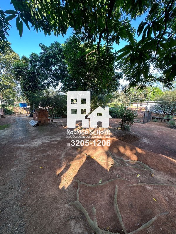 🏡 Casa Ampla com Barracão Comercial à Venda – Ideal para Moradia e Renda Extra! - Tatuí - 