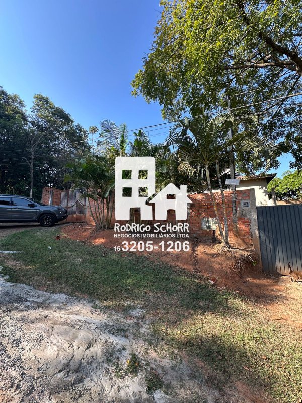 🏡 Casa Ampla com Barracão Comercial à Venda – Ideal para Moradia e Renda Extra! - Tatuí - 