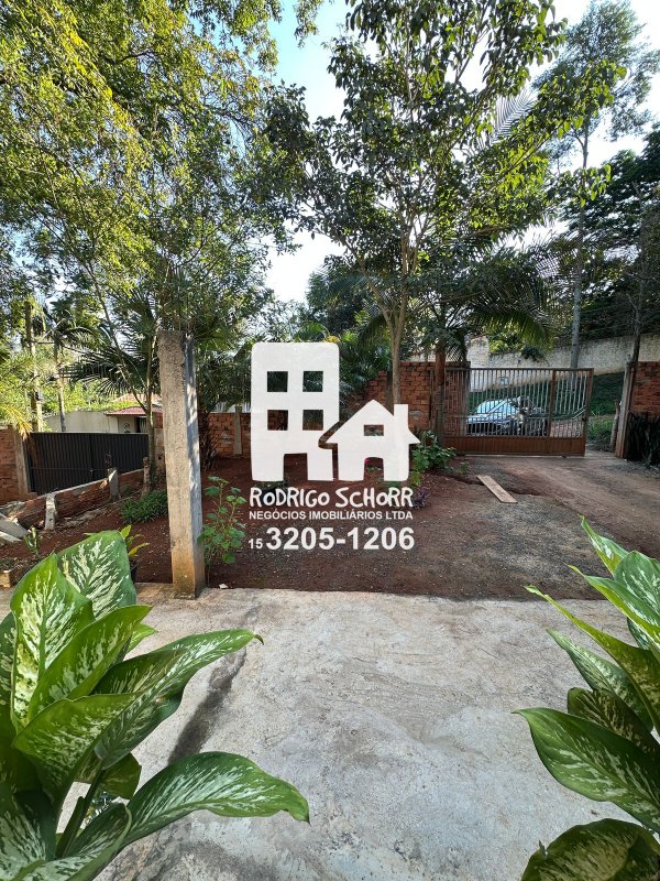 🏡 Casa Ampla com Barracão Comercial à Venda – Ideal para Moradia e Renda Extra! - Tatuí - 
