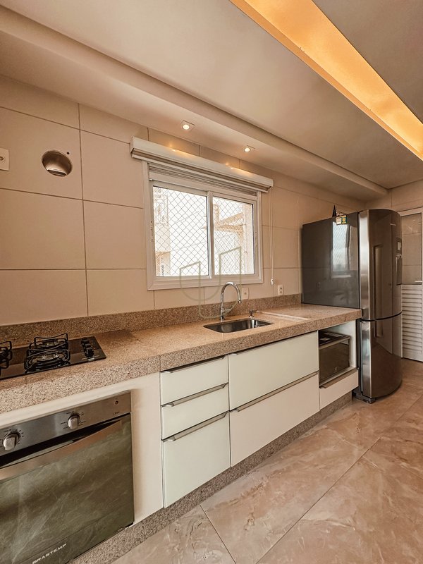 Apartamento com 3 Dormitórios no Terraços Jardim das Colinas Rua Laurent Martins São José dos Campos - 