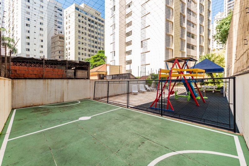 Apartamento com 129m² na Santa Cecília 3 dorm 1 suíte 1 vaga Rua Doutor Albuquerque Lins São Paulo - 