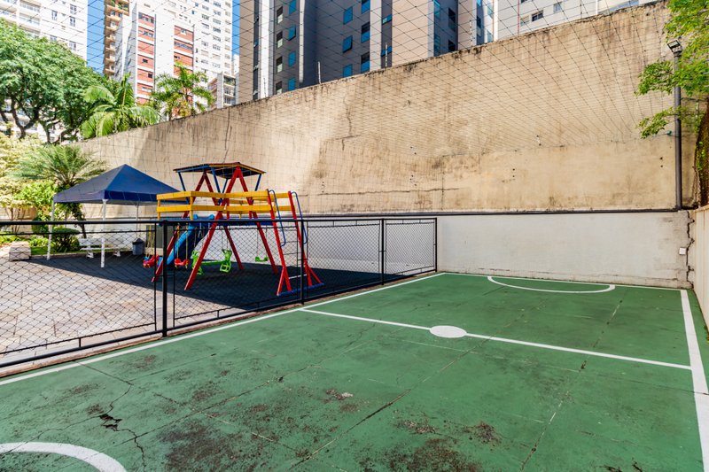 Apartamento com 129m² na Santa Cecília 3 dorm 1 suíte 1 vaga Rua Doutor Albuquerque Lins São Paulo - 