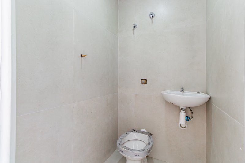 Apartamento com 129m² na Santa Cecília 3 dorm 1 suíte 1 vaga Rua Doutor Albuquerque Lins São Paulo - 