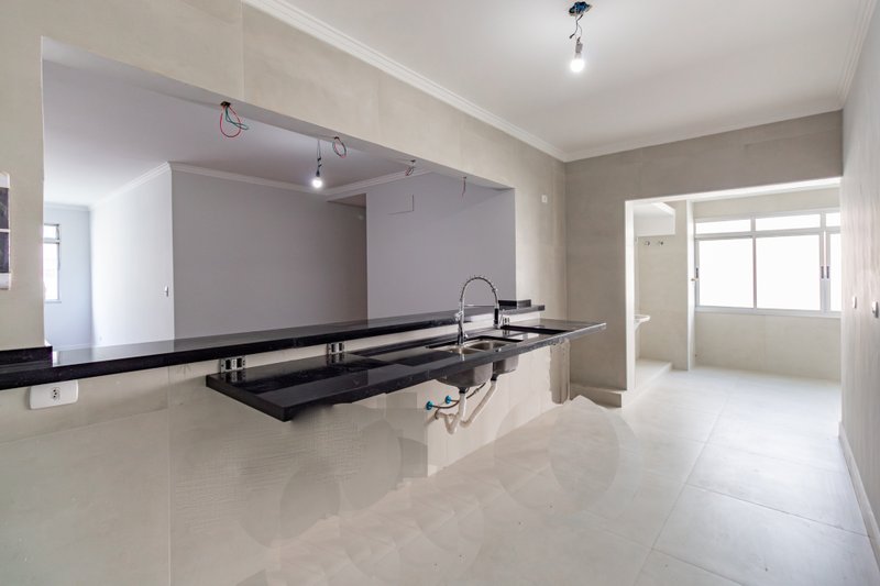 Apartamento com 129m² na Santa Cecília 3 dorm 1 suíte 1 vaga Rua Doutor Albuquerque Lins São Paulo - 