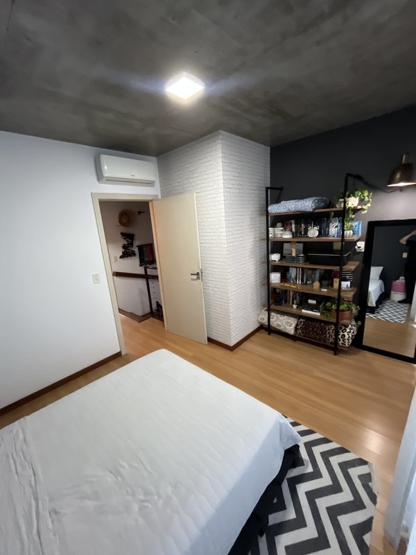 Sobrado Mobiliado - 2 Quartos e 2 banheiros - Rio Branco Brusque - Brusque - 