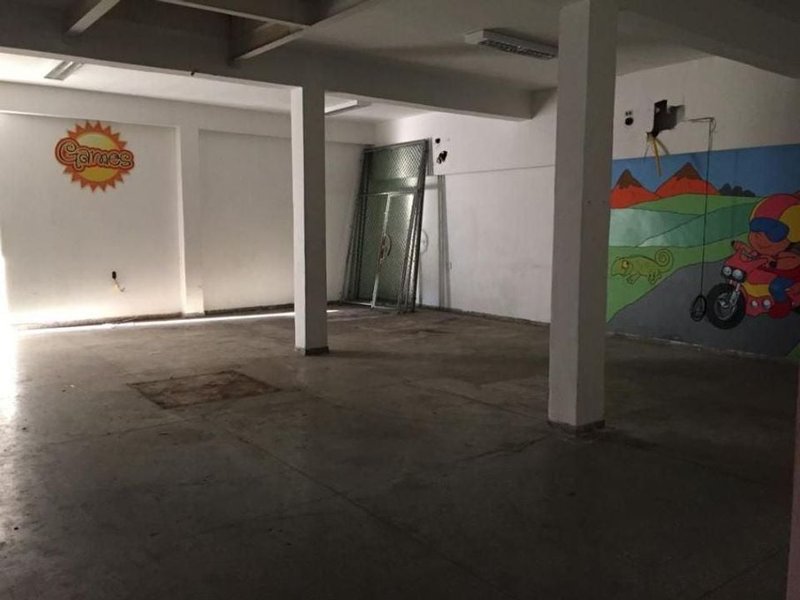 Imóvel Comercial com 680m² no Bosque da Saúde Rua Guararema São Paulo - 