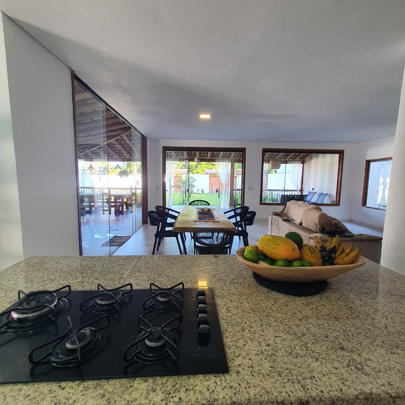 Linda casa localizada há 450 m da praia em bairro tranquilo e seguro Corais do Arraial Porto Seguro - 