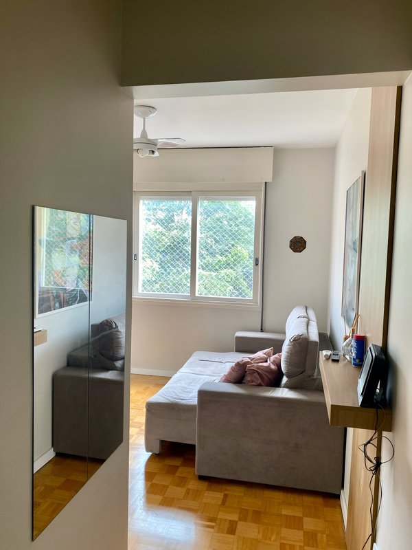 R$ 215.000 - OPORTUNIDADE ÚNICA - APARTAMENTO - 31M2 - 1 DORM - 1 BANHEIRO - VISTA Avenida Ipiranga Porto Alegre - 