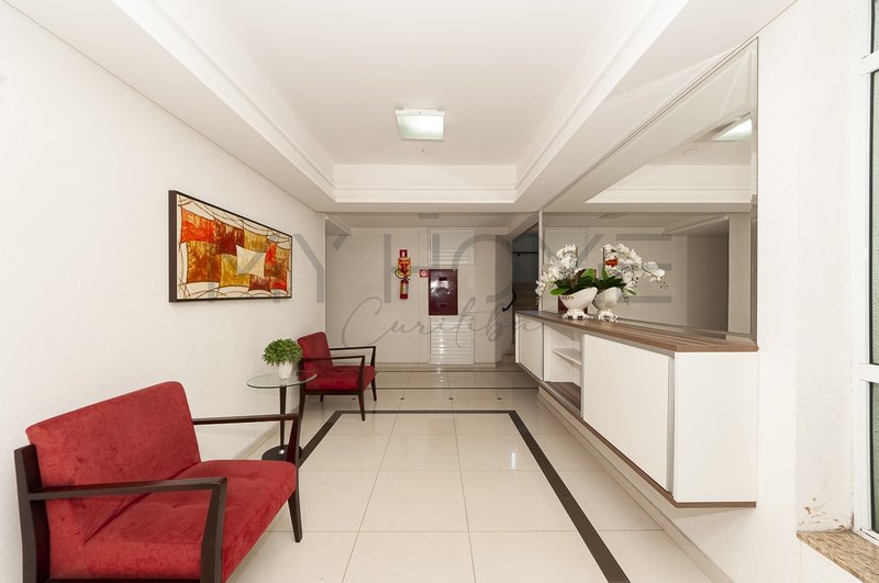 APARTAMENTO GARDEN À VENDA NO SANTA QUITÉRIA - MOBILIADO - 2 QUARTOS - 1 VAGA Rua Irati Curitiba - 