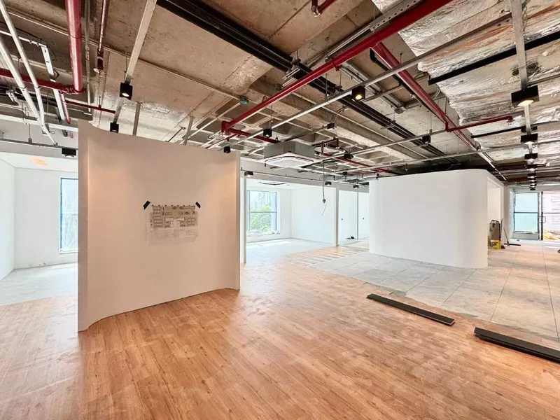 ALUGA-SE LAJE CORPORATIVA 620M2 ESTRUTURA COMPLETA 18 VAGAS ANDAR ALTO Rua Pascoal Pais São Paulo - 