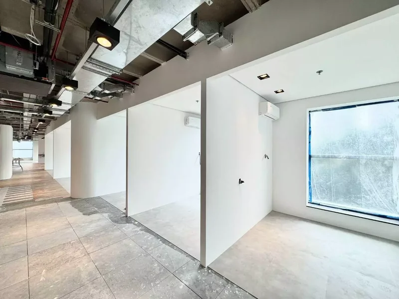 ALUGA-SE LAJE CORPORATIVA 620M2 ESTRUTURA COMPLETA 18 VAGAS ANDAR ALTO Rua Pascoal Pais São Paulo - 