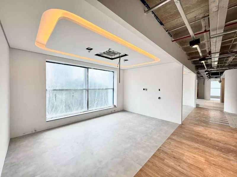 ALUGA-SE LAJE CORPORATIVA 620M2 ESTRUTURA COMPLETA 18 VAGAS ANDAR ALTO Rua Pascoal Pais São Paulo - 