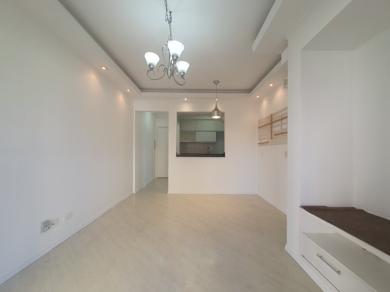 Apartamento no Morumbi com 61m² 2 dorm 1 suíte 1 vaga Rua Alexandre Benois São Paulo - 