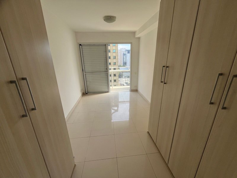 Apartamento 45m² em Moema 1 dorm 1 vaga Rua Juquis São Paulo - 