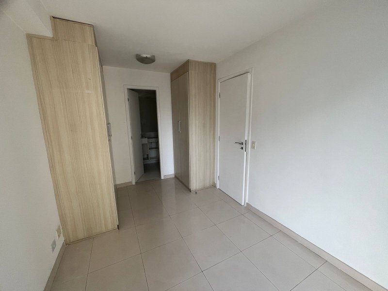 Apartamento 45m² em Moema 1 dorm 1 vaga Rua Juquis São Paulo - 