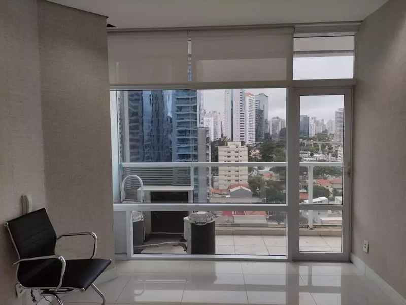 ALUGA-SE EXCELENTE SALA COMERCIAL 54M2 - 2 VAGAS - ESTRUTURA COMPLETA - VAMOS VISITAR!! Avenida Engenheiro Luiz Carlos Berrini São Paulo - 