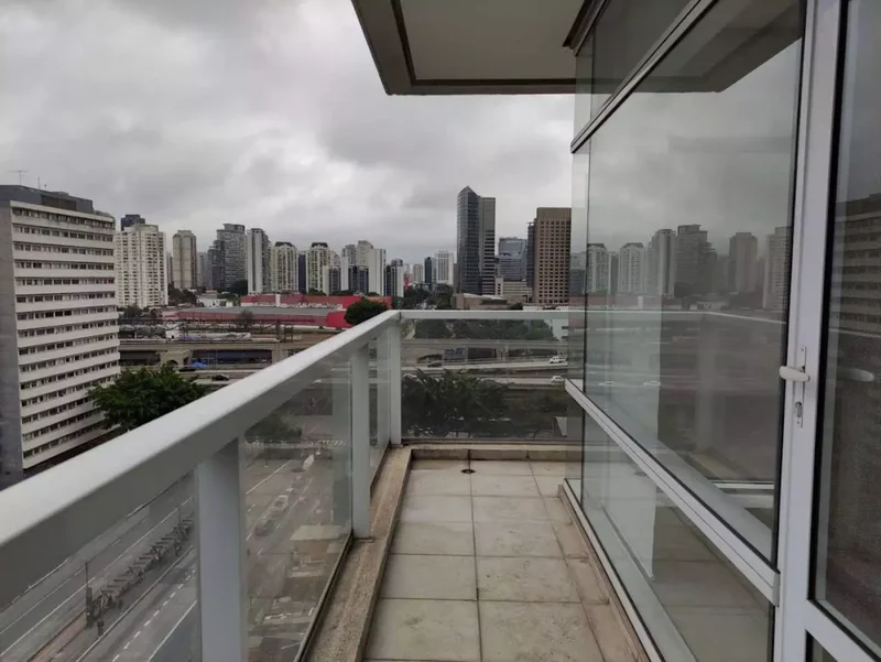 ALUGA-SE EXCELENTE SALA COMERCIAL 54M2 - 2 VAGAS - ESTRUTURA COMPLETA - VAMOS VISITAR!! Avenida Engenheiro Luiz Carlos Berrini São Paulo - 