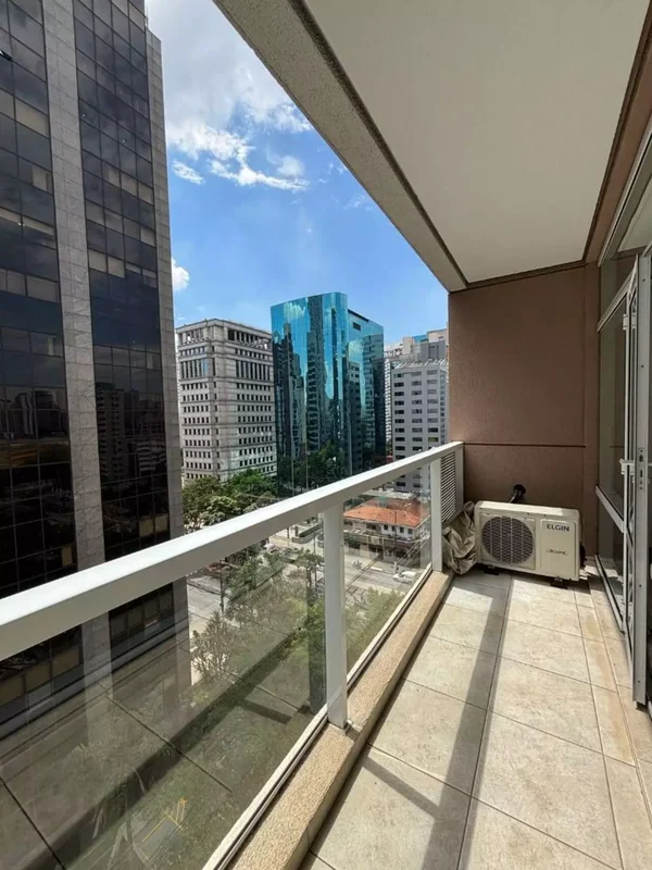ALUGA-SE SALA COMERCIAL NA BERRINI - 42M2 - 1 VAGA Avenida Engenheiro Luiz Carlos Berrini São Paulo - 