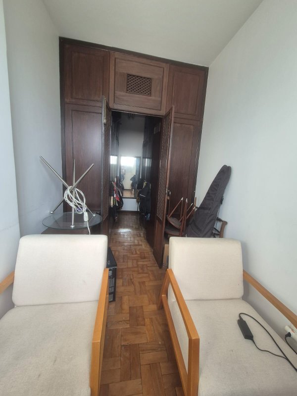APARTAMENTO 4 QUARTOS COM DUAS VAGAS DEPENDÊNCIA COMPLETA À VENDA NO CORREDOR DA VITÓRIA Largo da Vitória Salvador - 