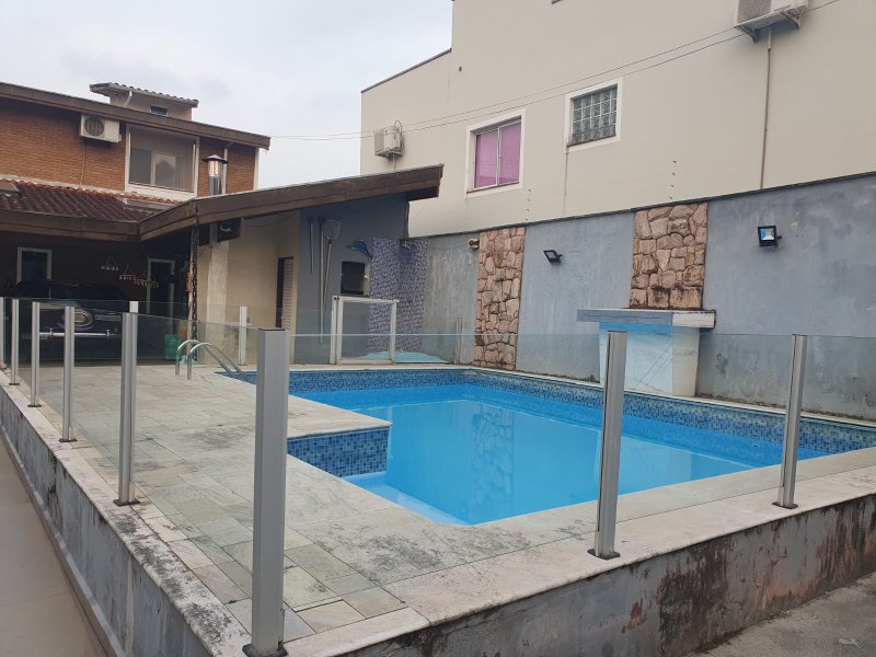 🏡 Sobrado à Venda – Martin de Sá - Caraguatatuba - 