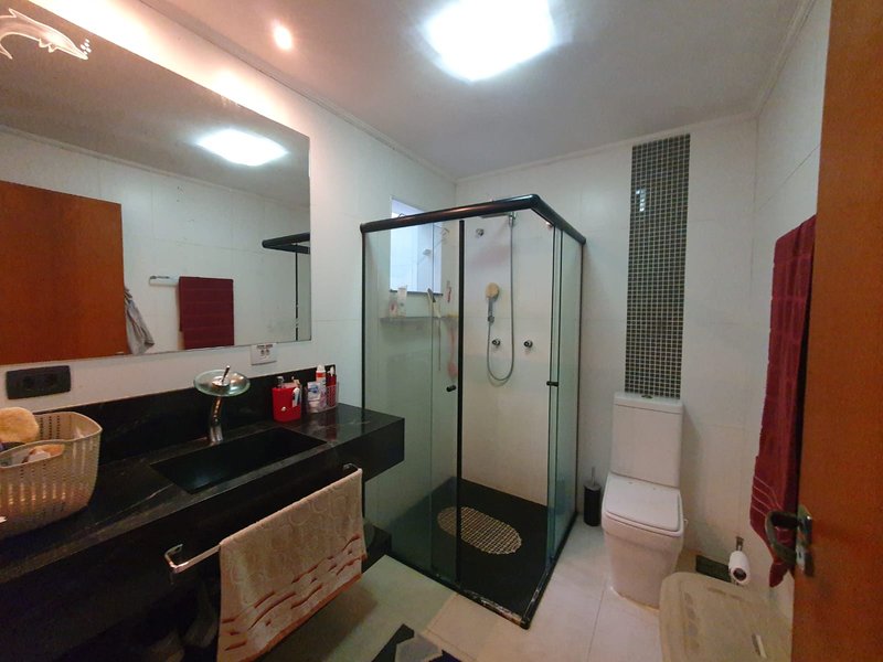 🏡 Sobrado à Venda – Martin de Sá - Caraguatatuba - 