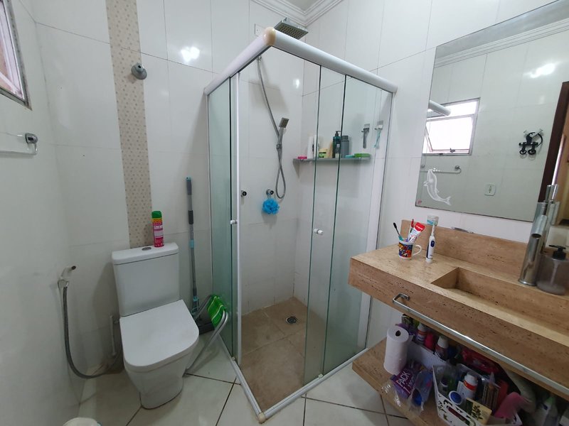 🏡 Sobrado à Venda – Martin de Sá - Caraguatatuba - 