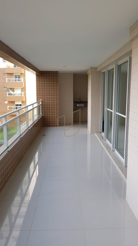 Apartamento com 3 Suítes no Grand Club Vila Ema Rua Francisco Ricci São José dos Campos - 