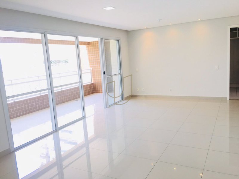 Apartamento com 3 Suítes no Grand Club Vila Ema Rua Francisco Ricci São José dos Campos - 