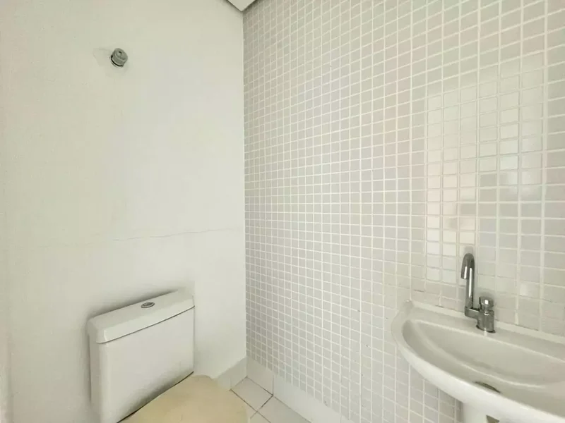 ALUGA-SE CONJUNTO COMERCIAL 42M2 - 1 VAGA - AO LADO DA CIA ATHETICA - TOP!! Avenida Engenheiro Luiz Carlos Berrini São Paulo - 