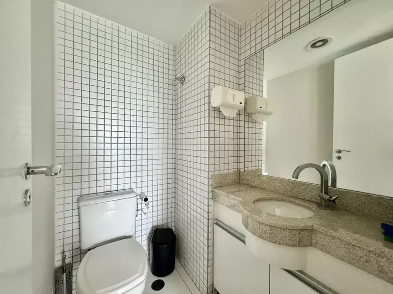 ALUGA-SE CONJUNTO COMERCIAL 66M2 - EXCELENTE LOCALIZAÇÃO NO BROOKLIN Rua Pitu São Paulo - 