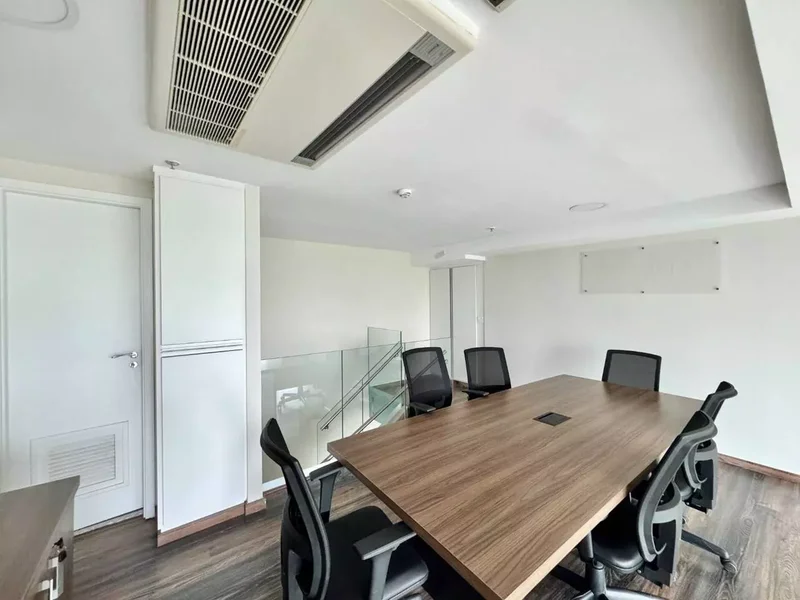 ALUGA-SE CONJUNTO COMERCIAL 66M2 - EXCELENTE LOCALIZAÇÃO NO BROOKLIN Rua Pitu São Paulo - 