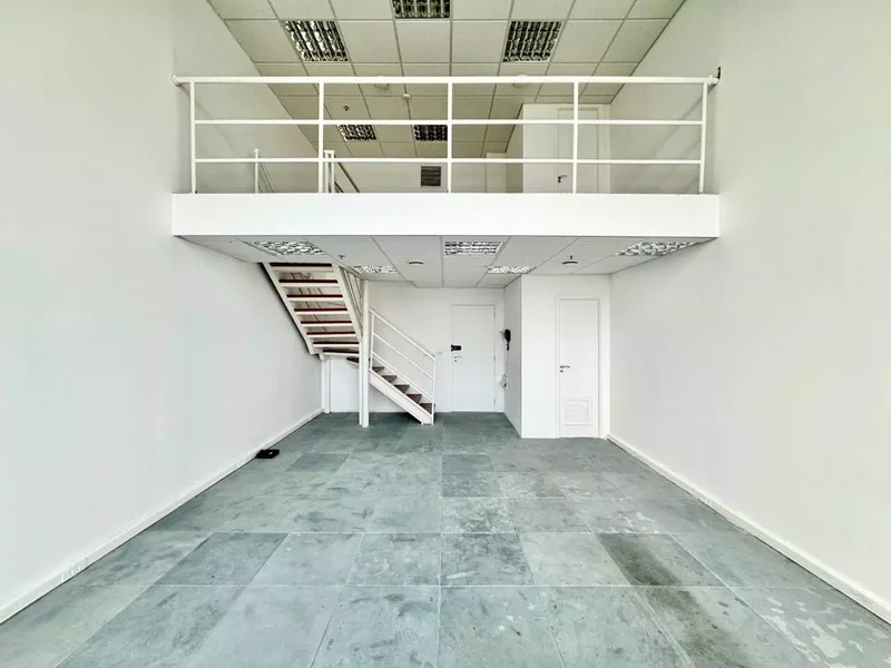 ALUGA-SE SALA COMERCIAL NA BERRINI - 60M2 - 2 VAGA Rua Pitu São Paulo - 