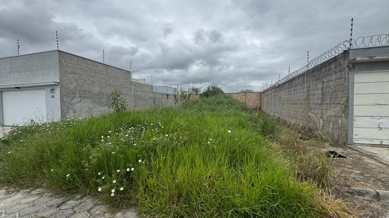 Terreno à venda no Jardim América 2 em Eunápolis Jardim America 2 Eunápolis - 