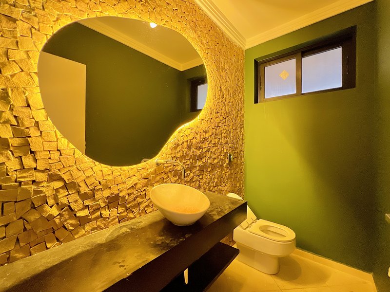 Casa Térrea de Luxo com Estilo Casa-Pátio no Residencial Santa Maria – Sorocaba/SP Rua Luiz Teixeira dos Santos Votorantim - 