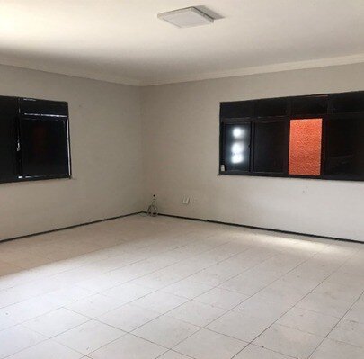 Casa para alugar com 4 quartos, 200m² - Foto 4
