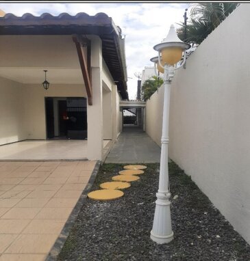 Casa para alugar com 4 quartos, 200m² - Foto 3