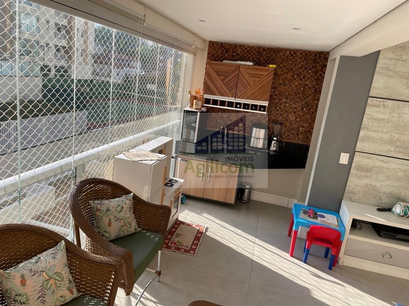 APARTAMENTO MOBILIADO Á VENDA E PARA LOCAÇÃO EM CAMPO BELO COM 2 DORMITÓRIOS Rua Zacarias de Gois São Paulo - 