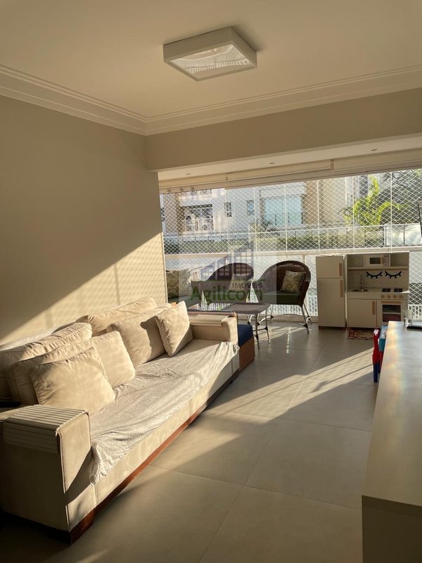 APARTAMENTO MOBILIADO Á VENDA E PARA LOCAÇÃO EM CAMPO BELO COM 2 DORMITÓRIOS Rua Zacarias de Gois São Paulo - 
