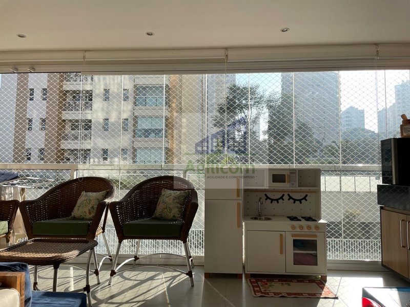 APARTAMENTO MOBILIADO Á VENDA E PARA LOCAÇÃO EM CAMPO BELO COM 2 DORMITÓRIOS Rua Zacarias de Gois São Paulo - 