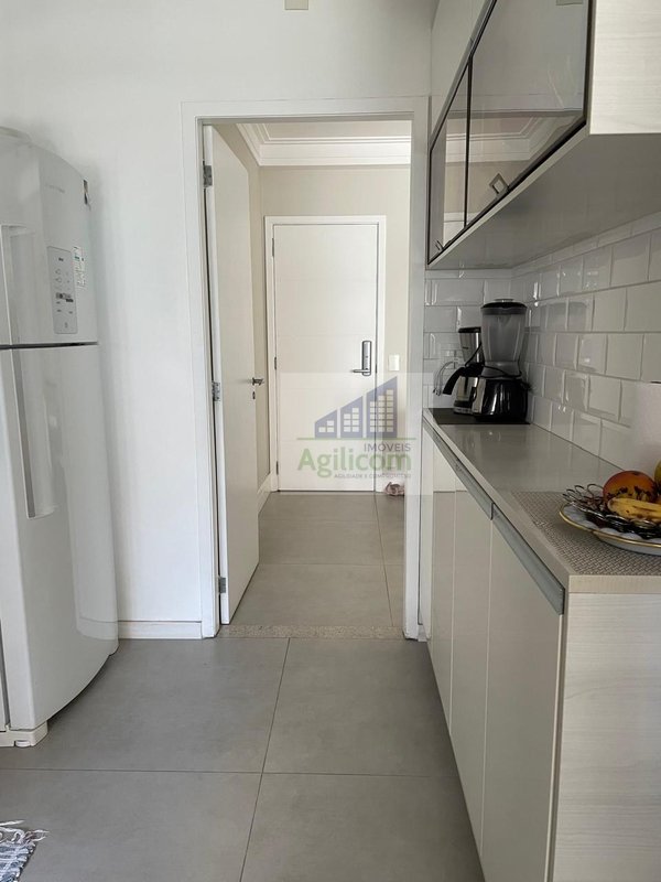 APARTAMENTO MOBILIADO Á VENDA E PARA LOCAÇÃO EM CAMPO BELO COM 2 DORMITÓRIOS Rua Zacarias de Gois São Paulo - 