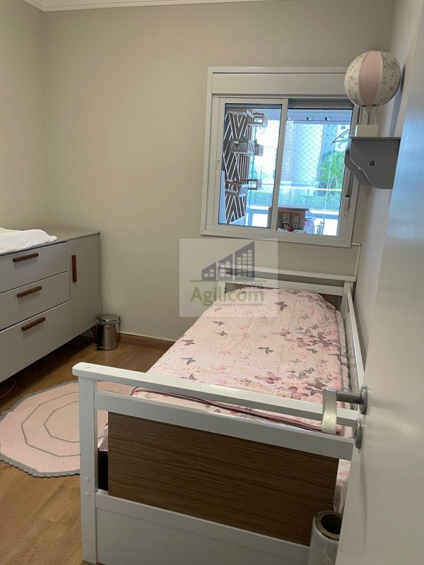 APARTAMENTO MOBILIADO Á VENDA E PARA LOCAÇÃO EM CAMPO BELO COM 2 DORMITÓRIOS Rua Zacarias de Gois São Paulo - 
