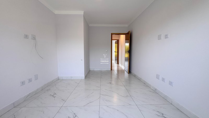 Sobrado 2 dormit&oacute;rios + 2 vagas de garagem  Arujá - 